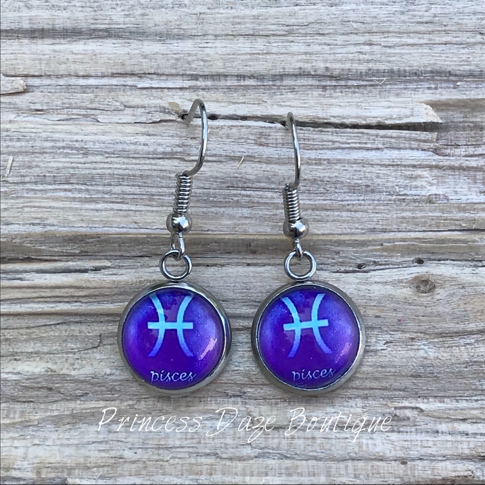 Pisces ♓️‎ Zodiac Sign Dangle Earrings